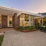 Woorim Secluded Palms Cottage - Brisbane Tourism 0