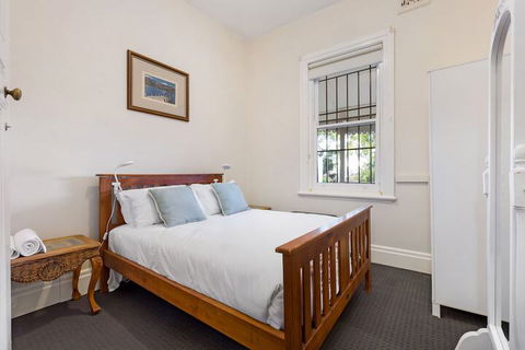 Drummoyne 3 Bedroom Home (62ALE) - Brisbane 4u 3