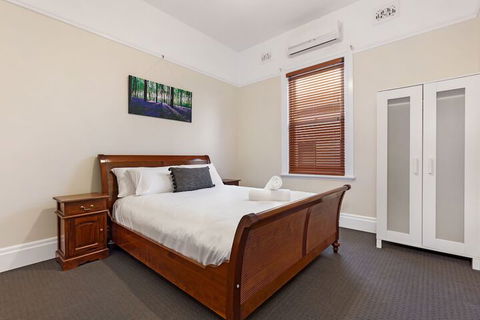 Drummoyne 3 Bedroom Home (62ALE) - Brisbane 4u 6