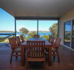 Waterfront on Osprey - Brisbane 4u