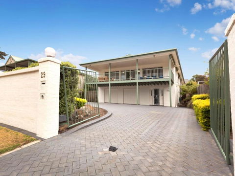 DROMANA BAY VIEWS DROMANA - Tourism Brisbane 1