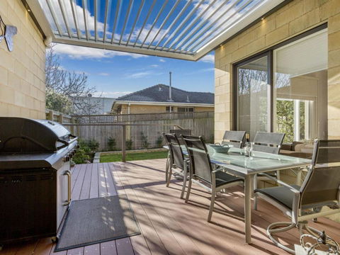 SUNSET VIEWS MORNINGTON - Tourism Brisbane 6