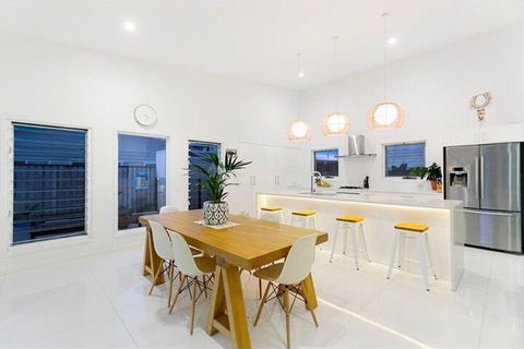 THE BEACH OASIS At 360 - Brisbane Tourism 2