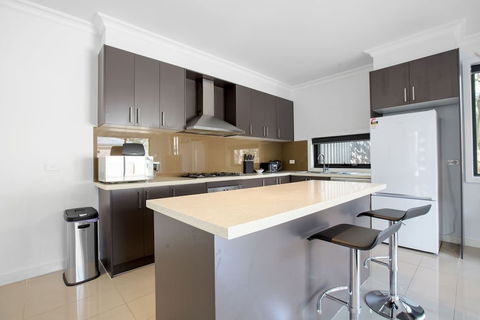 Stunning 3beds Near Knox Shopping Centro@wantirna - Tourism Brisbane 3