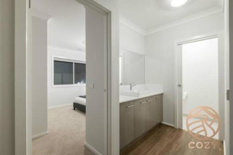 119Breath Of The Forest In The Heart Of Clyde - Brisbane Tourism 4