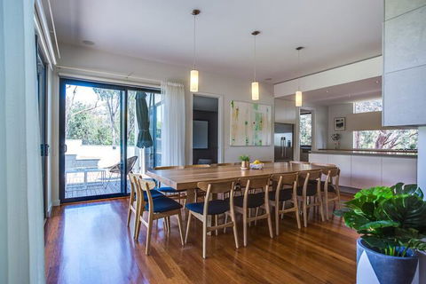 Kalina Retreat Tennis & Pool - Brisbane 4u 1