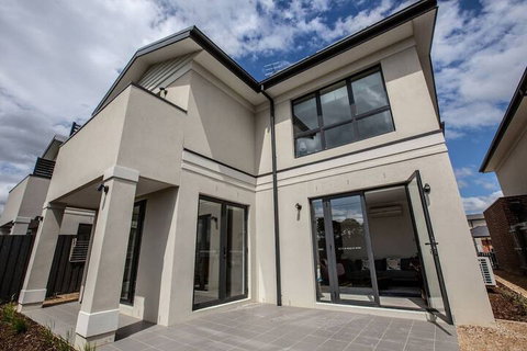 Captivating Large 4br@narre Warren - Brisbane Tourism 3