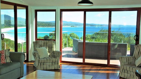 DOLPHIN LOOKOUT COTTAGE Amazing Views Of The Bay Of Fires - Tourism Brisbane 3