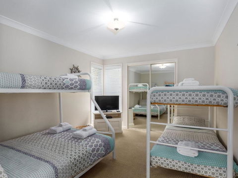 Akarana Beach House :: Jervis Bay Rentals - Tourism Brisbane 2