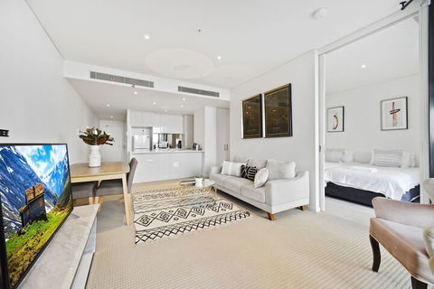HomeHotel 2Bedroom With Shopping Mall - Tourism Brisbane 6