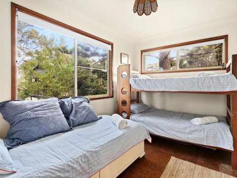 Macs Surf Style 12 Ocean Drive - Tourism Brisbane 1