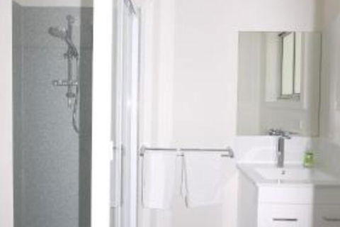 Umtali Beach House - Tourism Brisbane 5