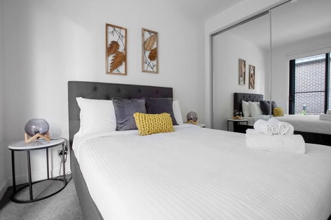 Elegant Stylish Living@mooneeponds Wifi/parking - Tourism Brisbane 5