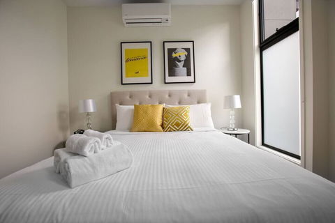 Designer Warm Homeatmooneeponds+parking / Wifi - Tourism Brisbane 1