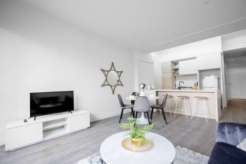 Designer Warm Homeatmooneeponds+parking / Wifi - Tourism Brisbane 7