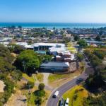 HALE KUPA Rye Beach House Spa Table Tennis - Brisbane Tourism 0