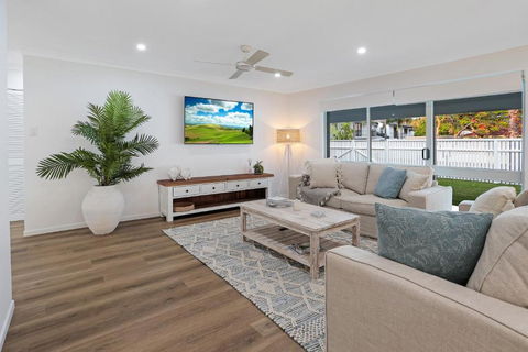 Walk To Hastings Street Noosa Sound - Brisbane 4u 2