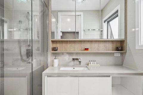 BOUTIQUE STAYS - Edinburgh Place - Brisbane Tourism 1