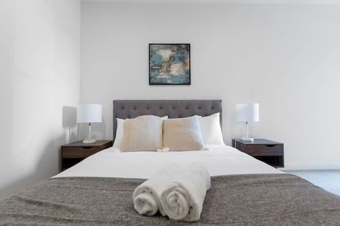 Perfect Location 2 Bdrs Apartment@glen Waverley - Tourism Brisbane 4