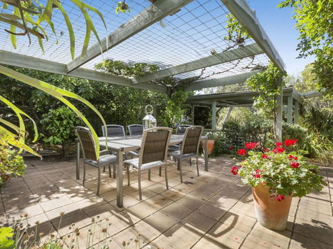 TUSCAN OASIS RYE - Brisbane Tourism 1