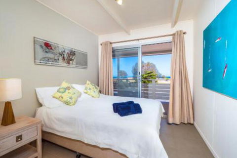 Seaview Getaway - Tourism Brisbane 7
