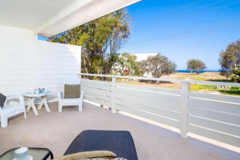 Seaview Getaway - Tourism Brisbane 2