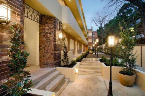 StayCentral On George - Tourism Brisbane 6