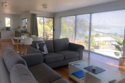 BAY Of FIRES BEACH SHACK Ocean Views From A Modern Beachhouse - Tourism Brisbane 3