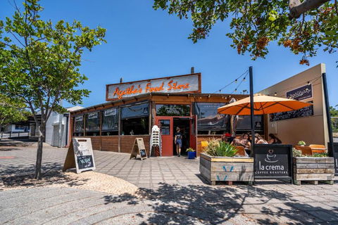 Coast On Clovelly Close To The Beach Wifi Nespresso - Tourism Brisbane 5