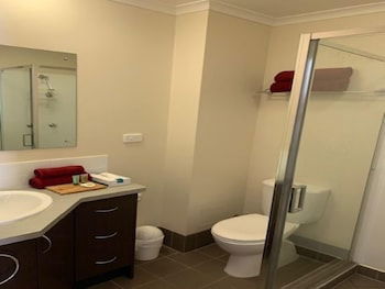 Weipa Motel Resort - Brisbane Tourism 2