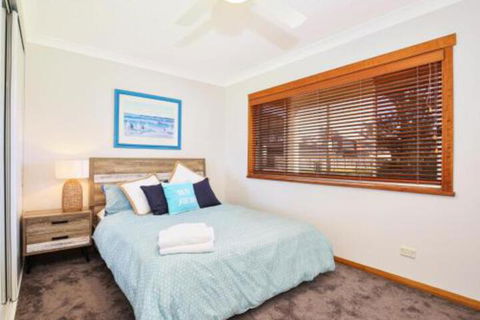 Shores Pet Friendly 1 Min Walk To Beach - Tourism Brisbane 2