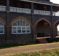 The Convent Glen Innes - Brisbane 4u