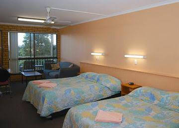 ECONO LODGE BAYVIEW - Tourism Brisbane 2