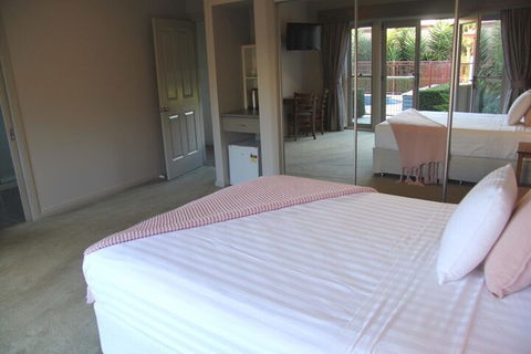 BEL MIREN SARAH LOUISA - Brisbane 4u 4