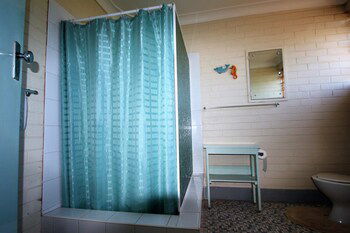 Pine Villas Walk To Beach Ocean Views - Tourism Brisbane 5