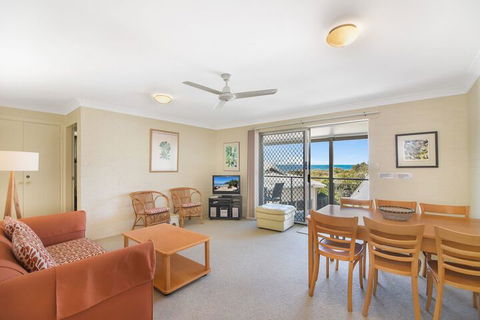Unit 3 At 4 Pelican Street, Peregian Beach, Noosa Shire - Tourism Brisbane 4