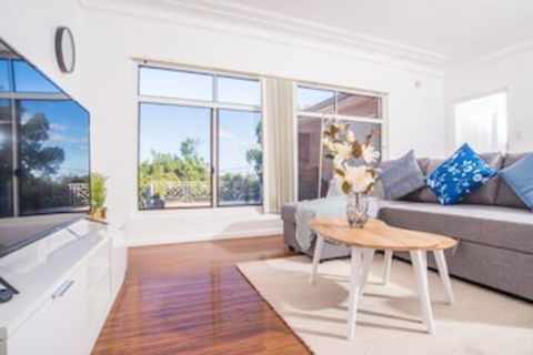 Comfy Denistone 3Bedroom Home (5Min Walk To Train) - Tourism Brisbane 0