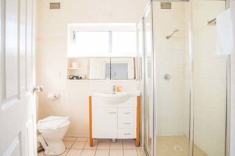 Comfy Denistone 3Bedroom Home (5Min Walk To Train) - Tourism Brisbane 7