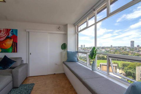 Bright 1 Bedroom Studio With Amazing City Views - Tourism Brisbane 2