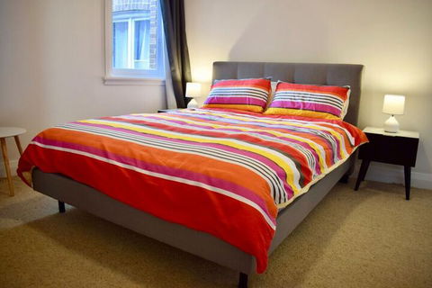 Comfortable 3 Bedroom Apartment In Trendy Haberfield - Tourism Brisbane 5