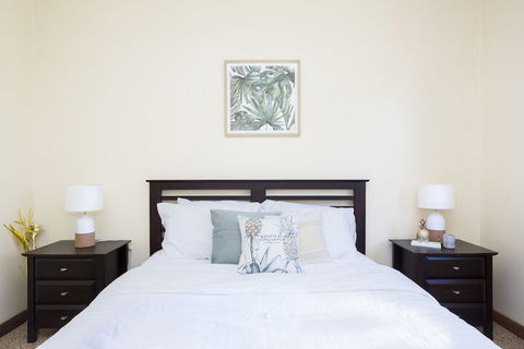 South Coast Getaway House Sleeping 8 Guests - Tourism Brisbane 6