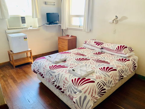 Coonalpyn Hotel - Brisbane Tourism 6