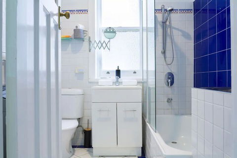 2 Bedroom Gorgeous Art Deco Classic Near CBD - Tourism Brisbane 5