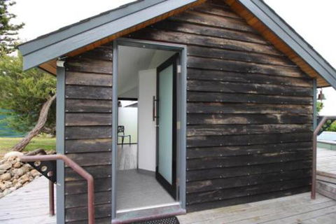 Boathouse Nearly In The Water & Wonderful Views - Brisbane Tourism 2