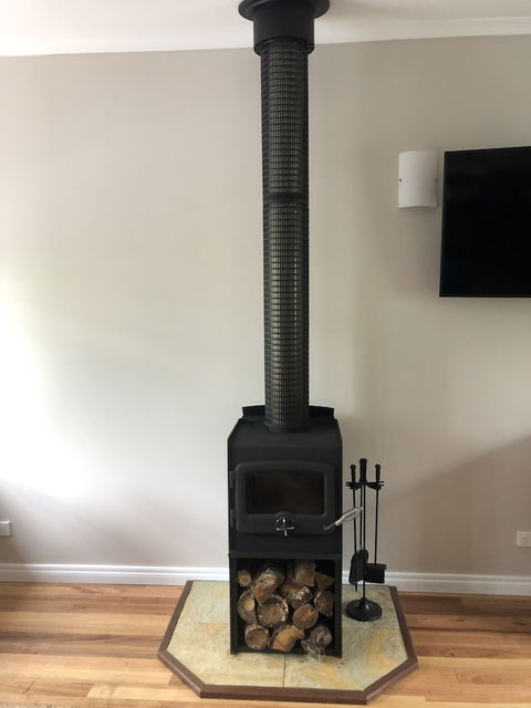 Mole Creek Hideaway - Tourism Brisbane 3