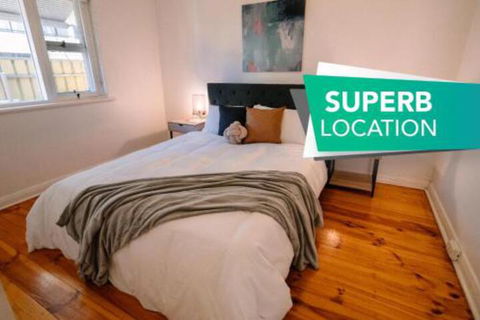 A Wave Away At Glenelg Cosy Unit Near The Beach - Tourism Brisbane 0