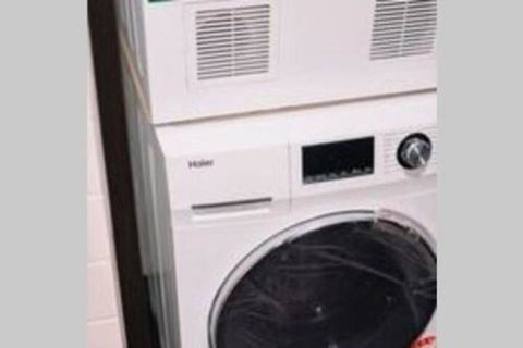 Modern Luxury 3 Bedroom Apartment With Sea Views - Tourism Brisbane 4