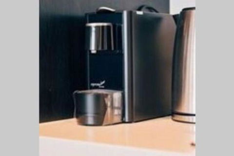 Modern Luxury 3 Bedroom Apartment With Sea Views - Tourism Brisbane 2