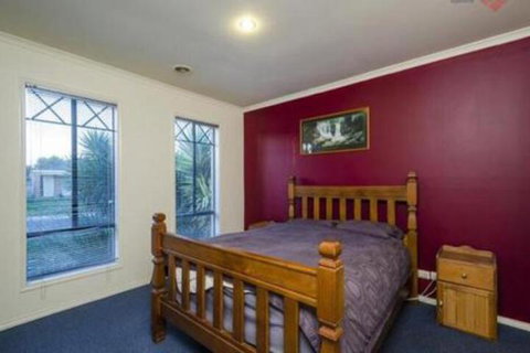 Galahonest Seabrook House West Melbourne - Brisbane Tourism 6
