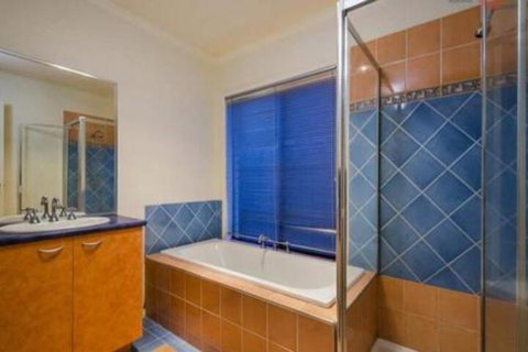 Galahonest Seabrook House West Melbourne - Brisbane Tourism 0
